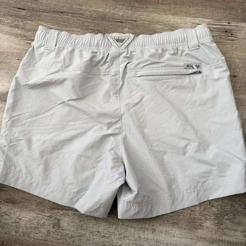 Columbia PFG Backcast Water Shorts Womens Medium Cirrus Gray 5” Inseam Nylon